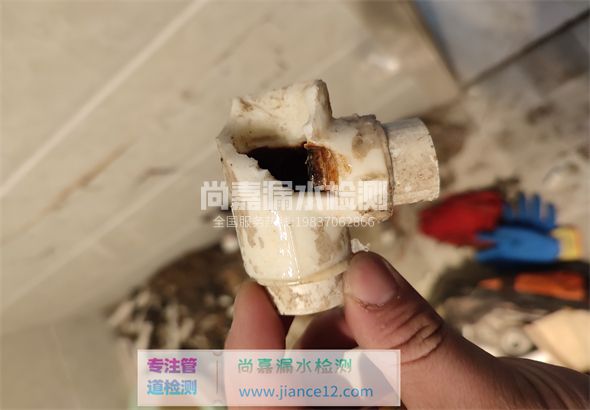 青川引起漏水的原因有哪些？